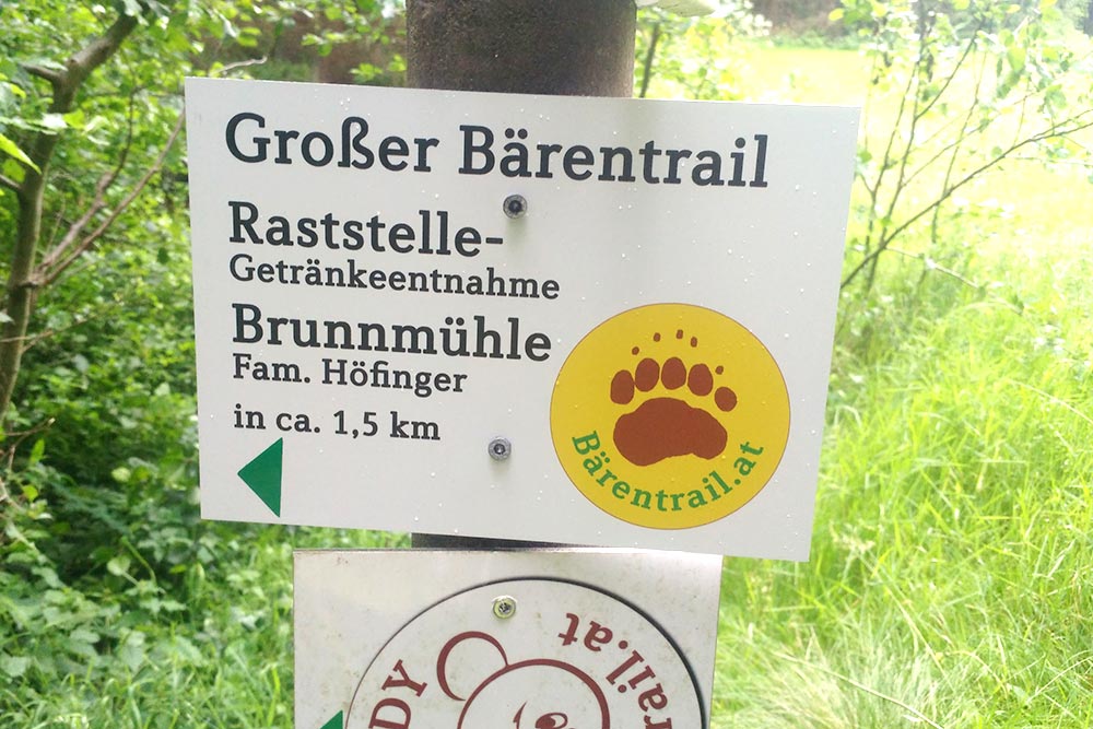 Raststation_Brunnmuehle_Schild_beim_ZellerstegTeddyLohnbachfall